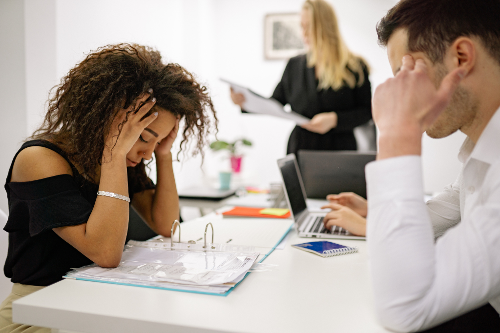 Comment repérer les sgnes d'un management toxique ?